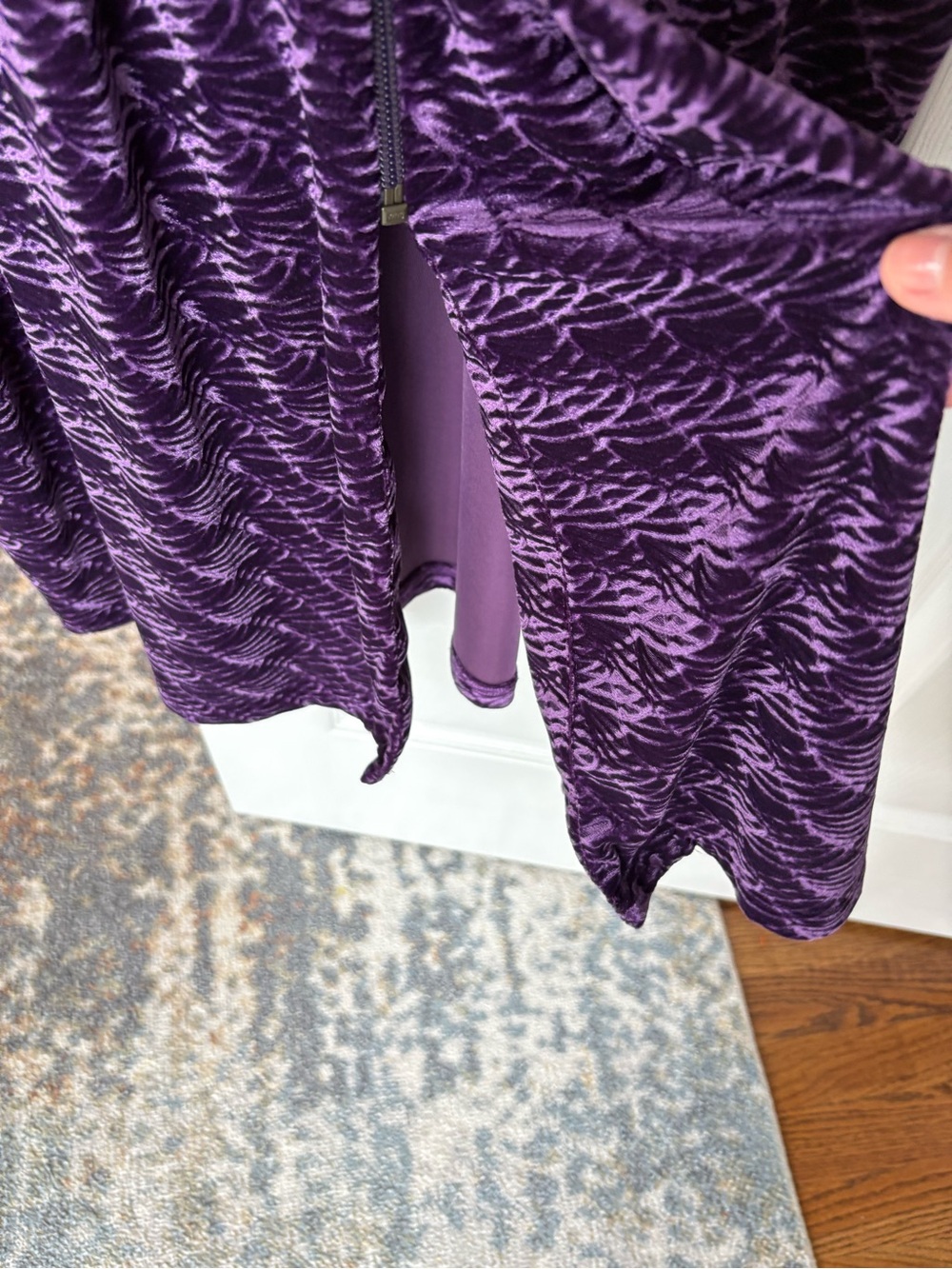 Cabernet Purple Patterned Robe with Zip Front - Picture 6 of 7